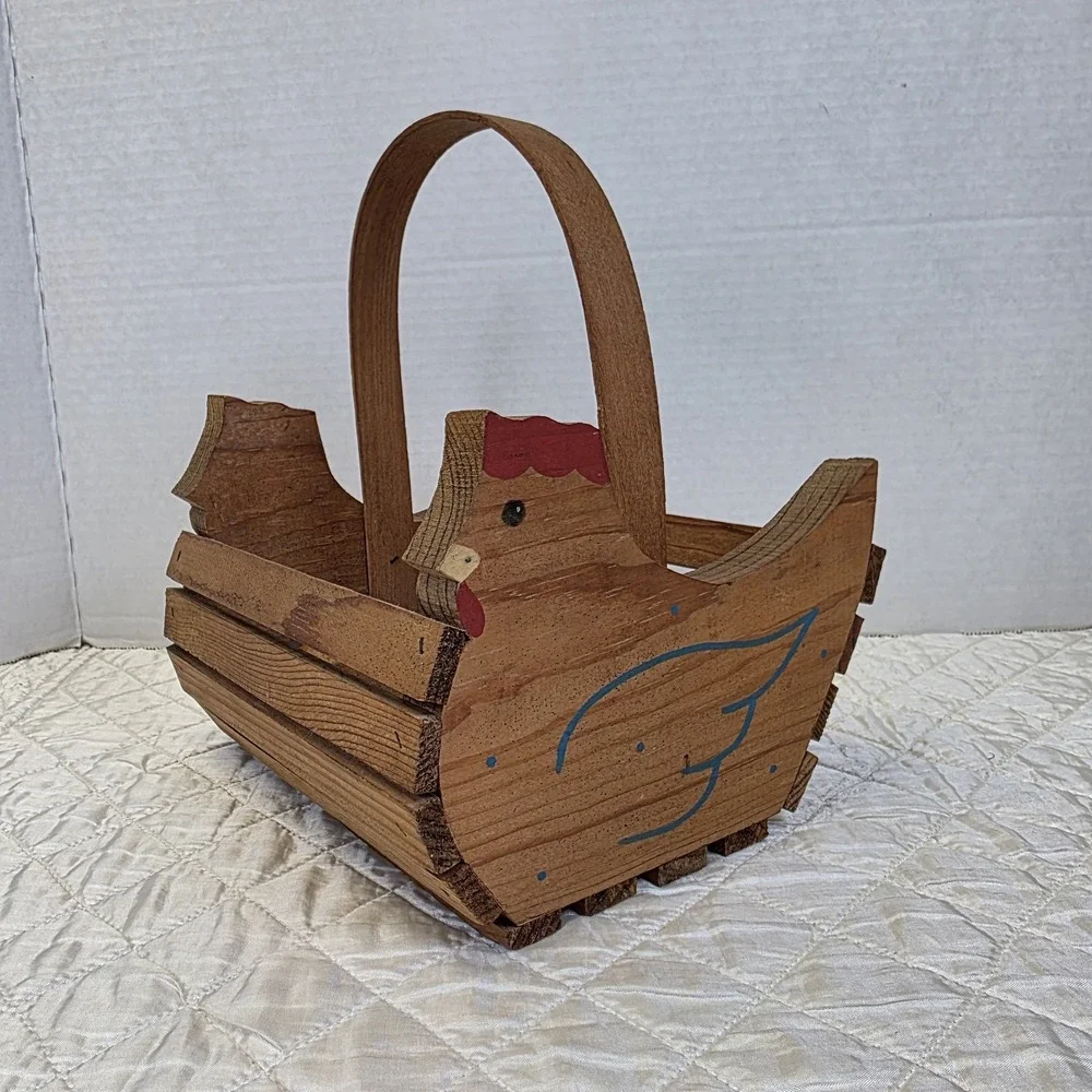 Vintage Cottagecore Wooden Eggs Basket Hearts Chickens Kitschy Country